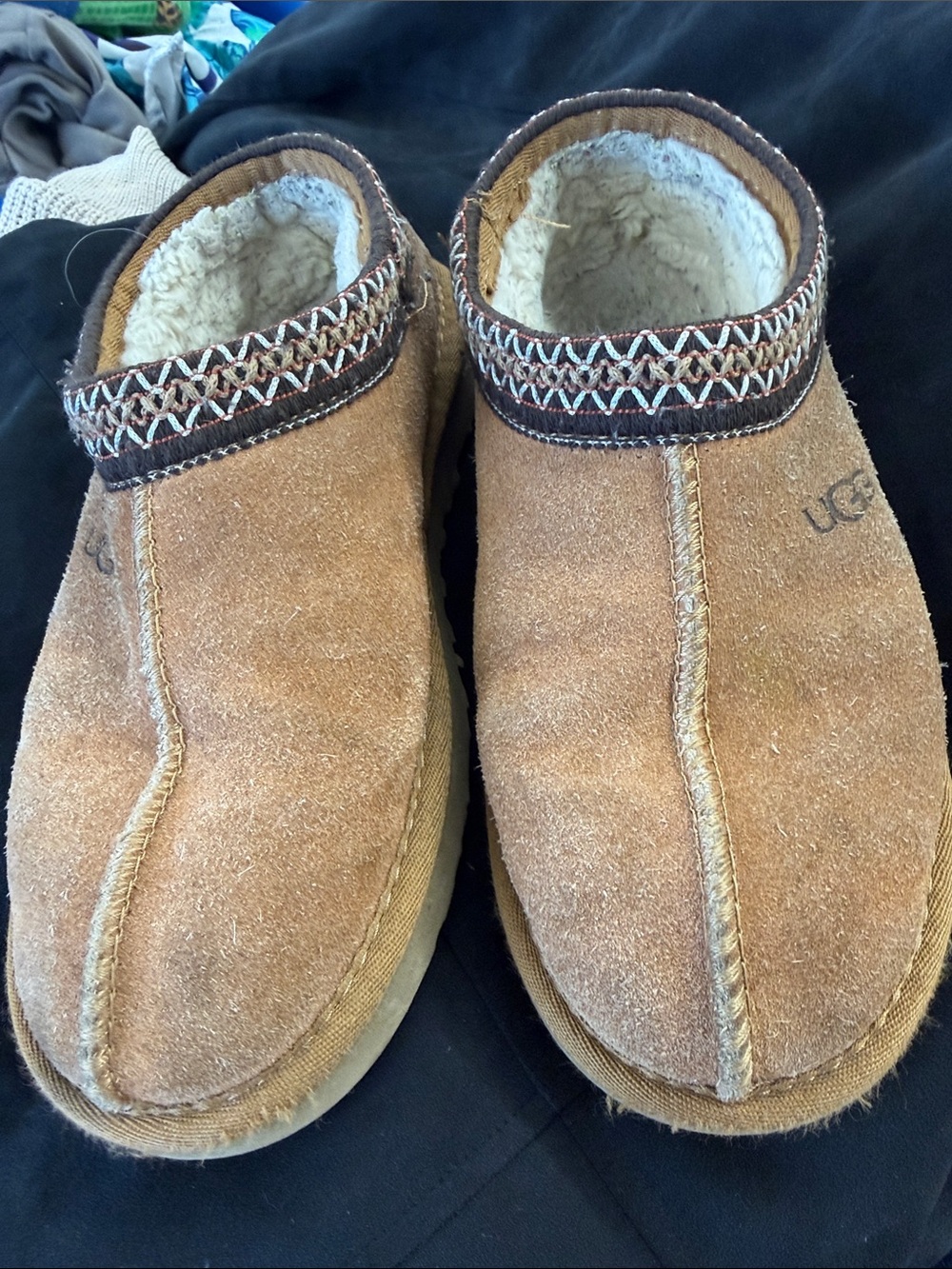 UGG Women’s Chestnut Suede Shearling Slip-On Slippers